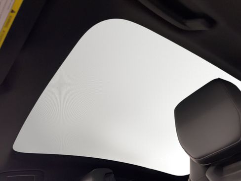 Used 2023 Audi e-tron GT Prestige w/ Prestige Package image 17