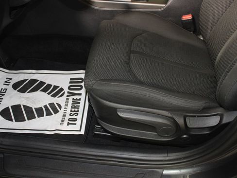 Used 2020 Kia Optima LX image 9