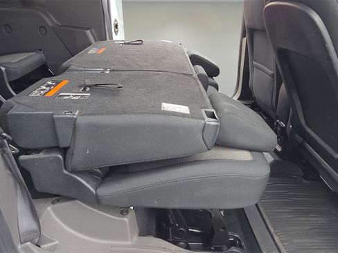 Used 2020 Ford Transit Connect XL image 21