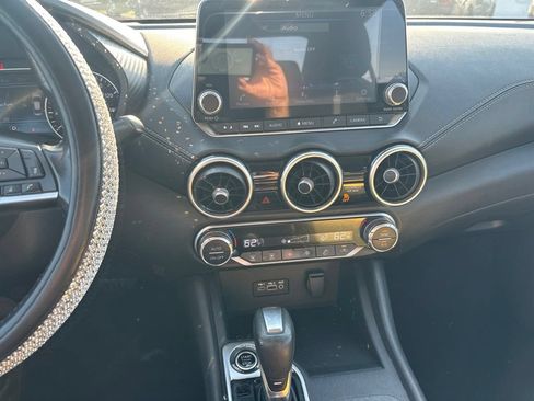 Used 2021 Nissan Sentra SV FWD image 10