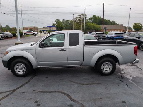 Used 2019 Nissan Frontier S RWD image 4