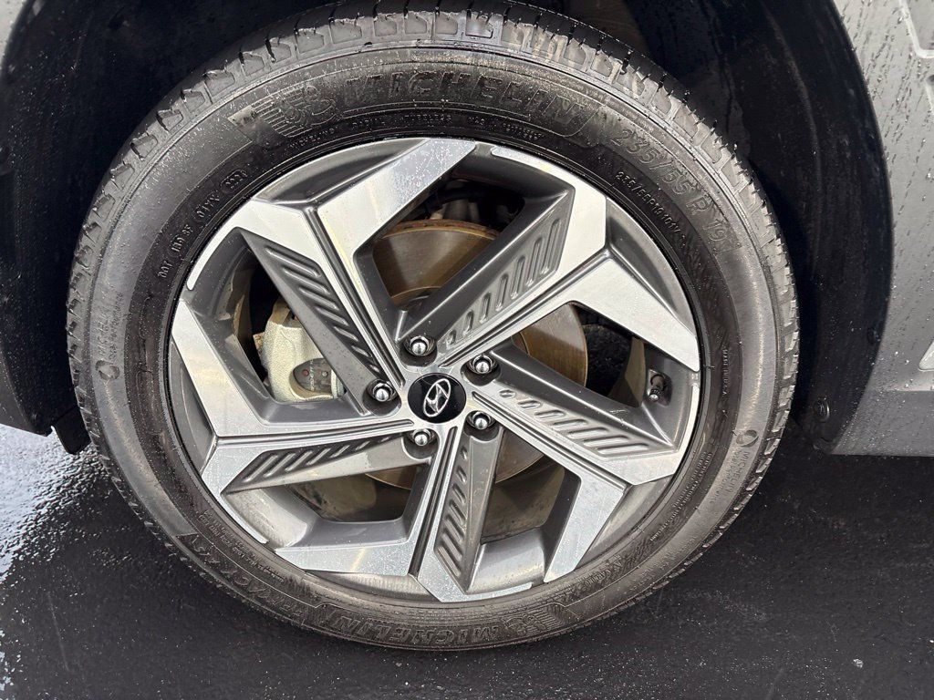 Used 2024 Hyundai Tucson Limited AWD/4WD image 10
