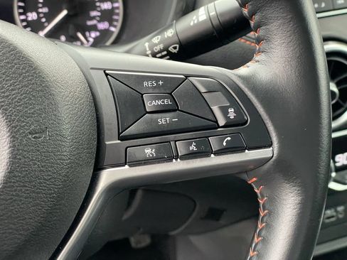 Certified 2023 Nissan Sentra SR w/ Midnight Edition Package FWD image 16