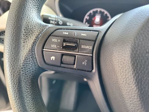 Used 2023 Honda HR-V LX image 23