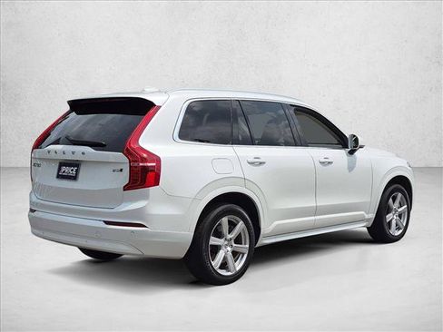 Used 2023 Volvo XC90 B5 Core AWD/4WD image 5