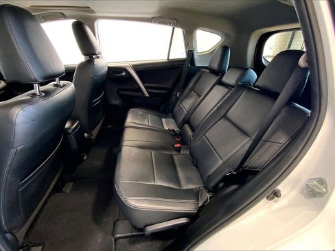 Used 2017 Toyota RAV4 XLE image 19