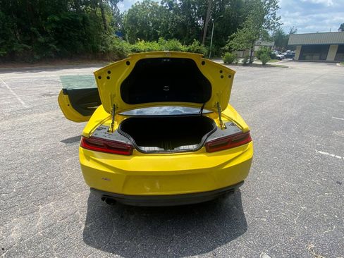 Used 2016 Chevrolet Camaro LT RWD image 37