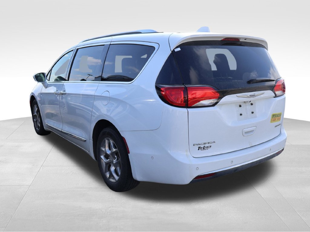 Used 2020 Chrysler Pacifica Limited w/ Advanced Safetytec Group FWD image 22