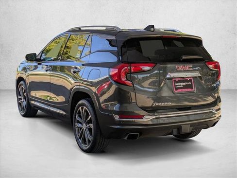 Used 2019 GMC Terrain Denali w/ Advanced Safety Package image 8