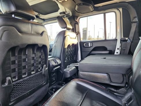 Used 2020 Jeep Gladiator Rubicon image 11