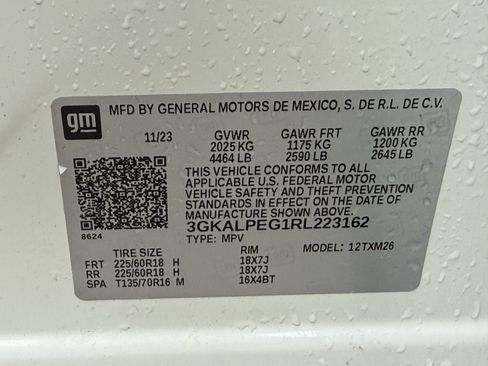 Used 2024 GMC Terrain SLT image 34