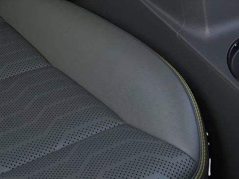 New 2026 Chevrolet Colorado ZR2 w/ Technology Package image 21