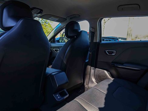 Certified 2025 Kia K4 LXS image 22