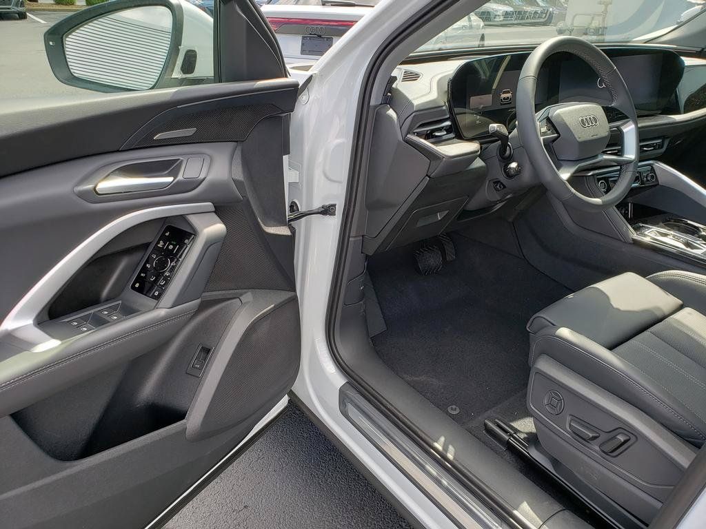 New 2026 Audi Q5 Premium Plus AWD/4WD image 6
