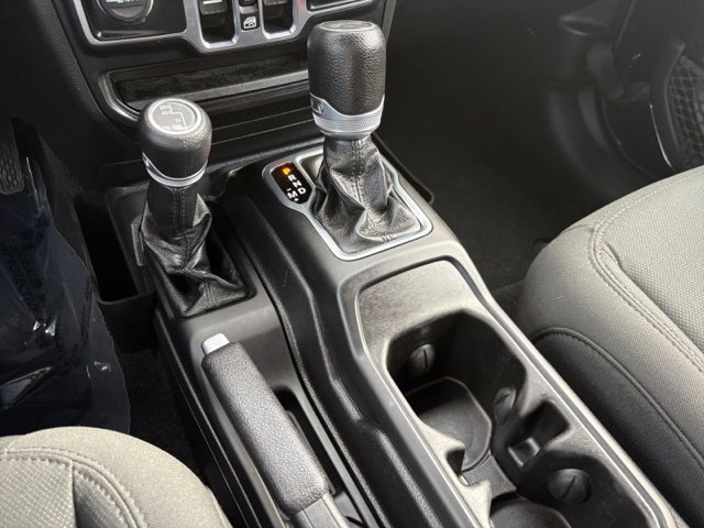 Used 2020 Jeep Wrangler Unlimited Sport AWD/4WD image 29