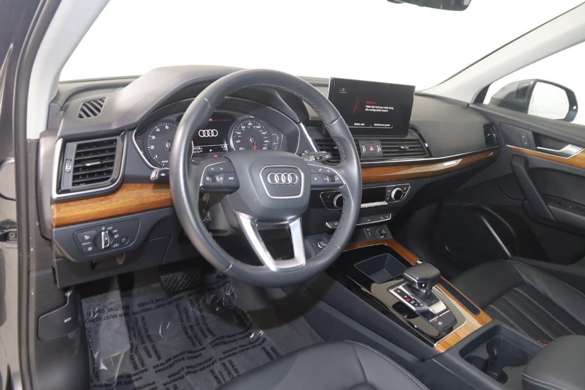 Used 2023 Audi Q5 2.0T Premium AWD/4WD image 23