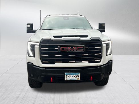 Used 2026 GMC Sierra 2500 AT4X AWD/4WD image 2