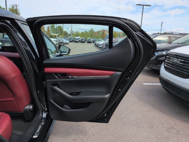 Used 2026 MAZDA MAZDA3 Hatchback w/Premium Plus Pkg AWD/4WD image 16