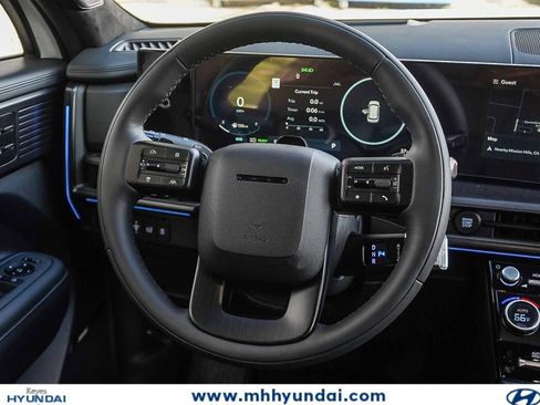 New 2026 Hyundai Santa Fe Calligraphy FWD image 17