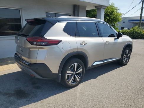 Used 2021 Nissan Rogue SL w/ Premium Package FWD image 8