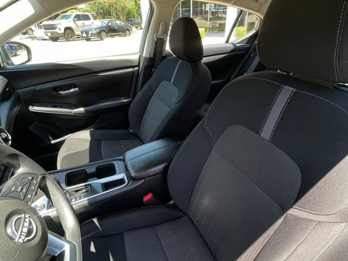 Used 2024 Nissan Sentra SV FWD image 22