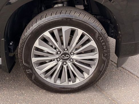 Certified 2026 INFINITI QX80 Luxe w/ Cargo Package RWD image 9