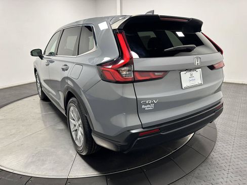 Used 2023 Honda CR-V EX image 9