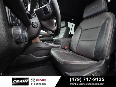 Used 2024 Chevrolet Tahoe High Country AWD/4WD image 24