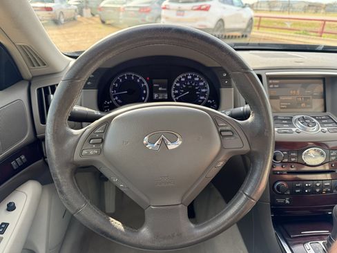 Used 2011 INFINITI G37 x w/ Premium Pkg image 22
