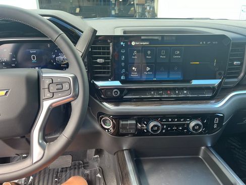 New 2026 Chevrolet Silverado 3500 LT w/ Convenience Package AWD/4WD image 17