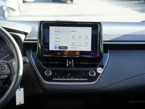 Used 2023 Toyota Corolla LE image 19