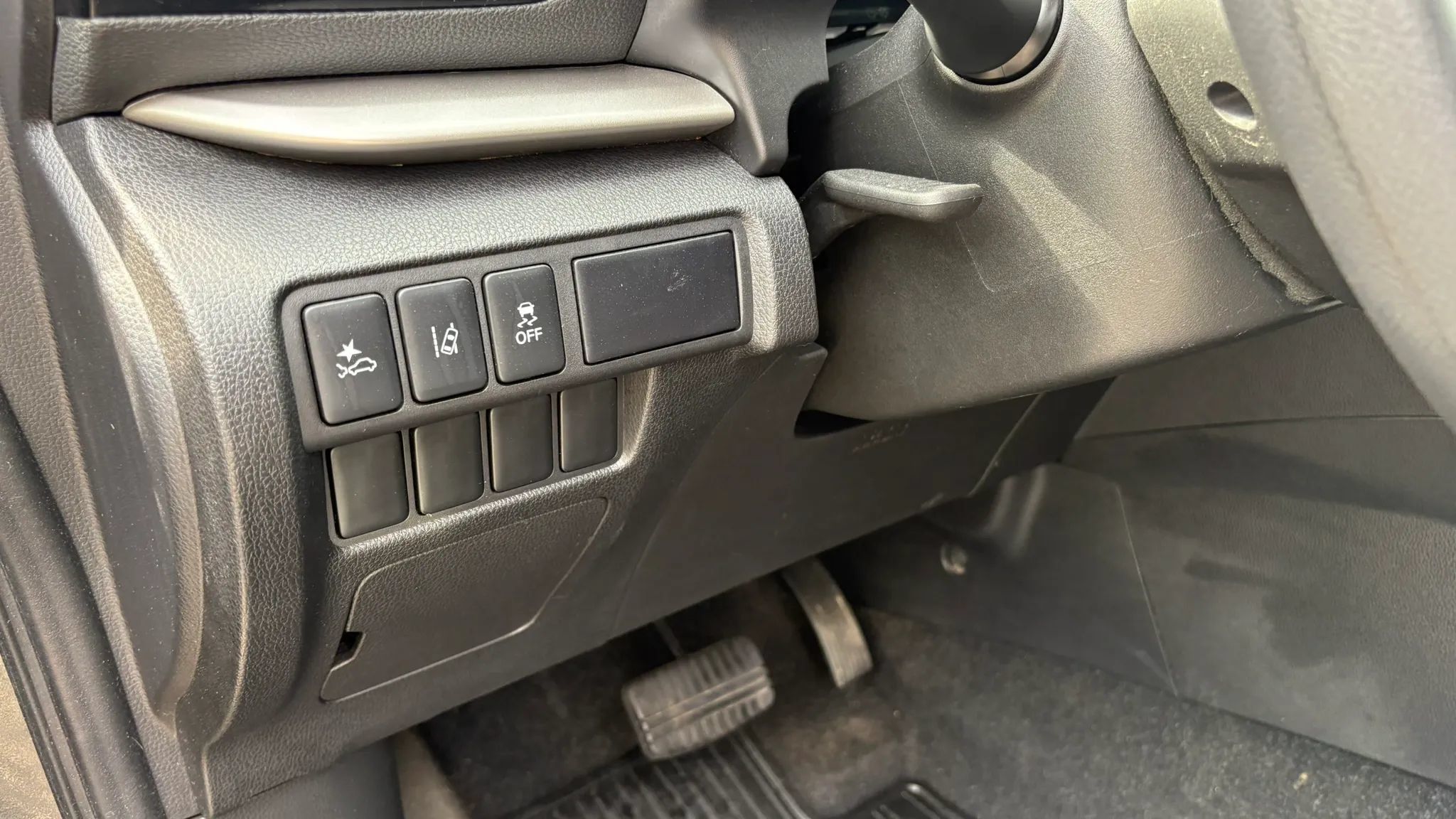 Used 2023 Mitsubishi Eclipse Cross LE AWD/4WD image 18
