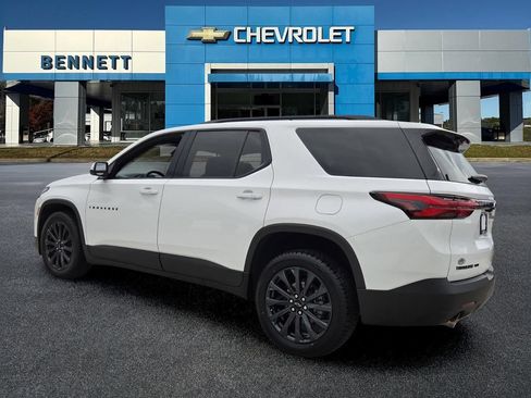 Used 2023 Chevrolet Traverse RS AWD/4WD image 5