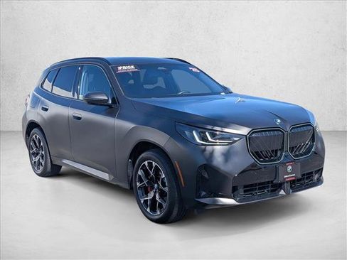 Used 2025 BMW X3 xDrive30i w/ M Sport Package AWD/4WD image 3