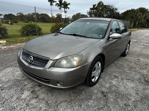 Used 2005 Nissan Altima 2.5 S image 1