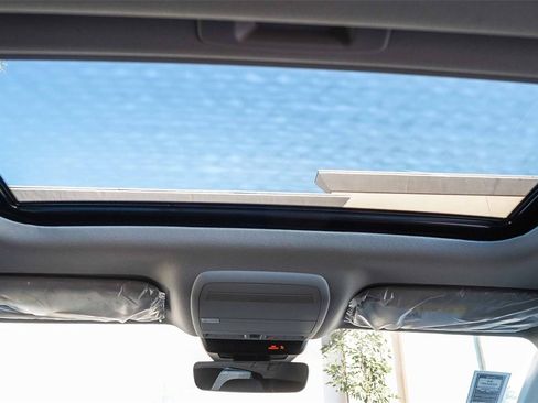 New 2025 MAZDA CX-30 2.5 Turbo w/ Premium Package image 18