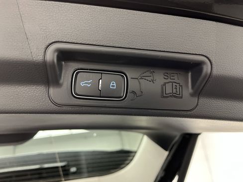 New 2026 Ford Explorer Active AWD/4WD image 32
