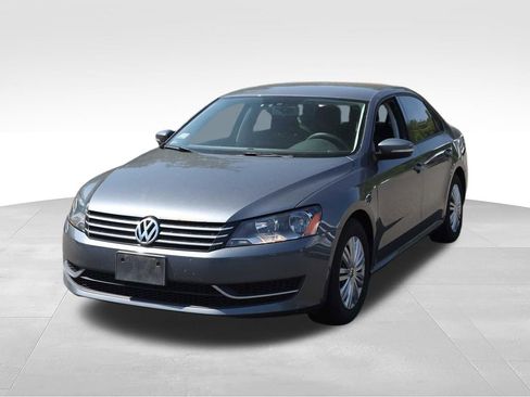 Used 2014 Volkswagen Passat 2.5 S FWD image 9