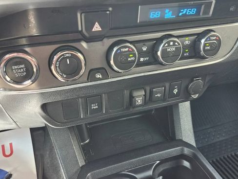 Used 2023 Toyota Tacoma TRD Sport AWD/4WD image 21