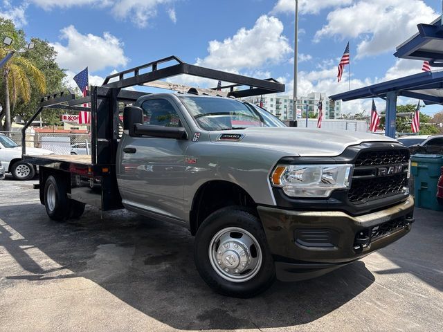 Used 2021 RAM 3500 Tradesman RWD image 2