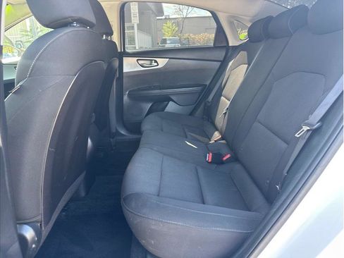Used 2021 Kia Forte LXS image 13