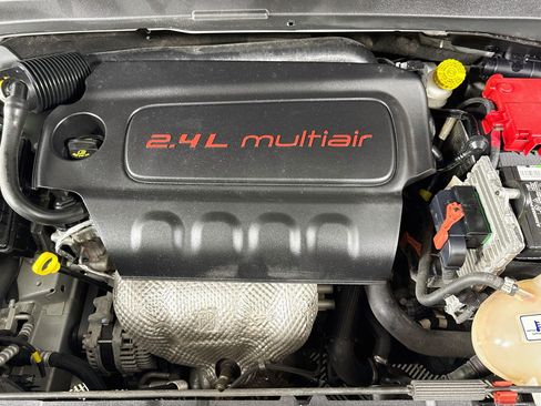 Used 2020 Jeep Renegade Sport w/ Sport Appearance Group FWD image 39