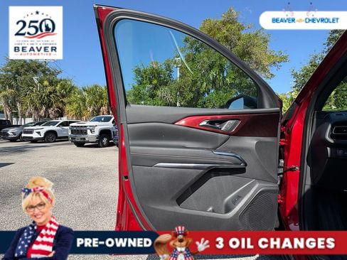 Used 2024 Chevrolet Traverse Z71 AWD/4WD image 32