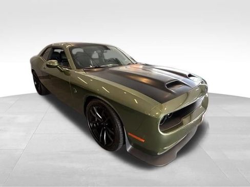 Used 2023 Dodge Challenger SRT Hellcat RWD image 11