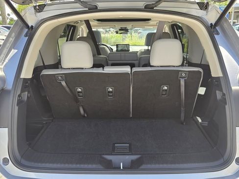 Used 2023 Honda Pilot Elite image 17