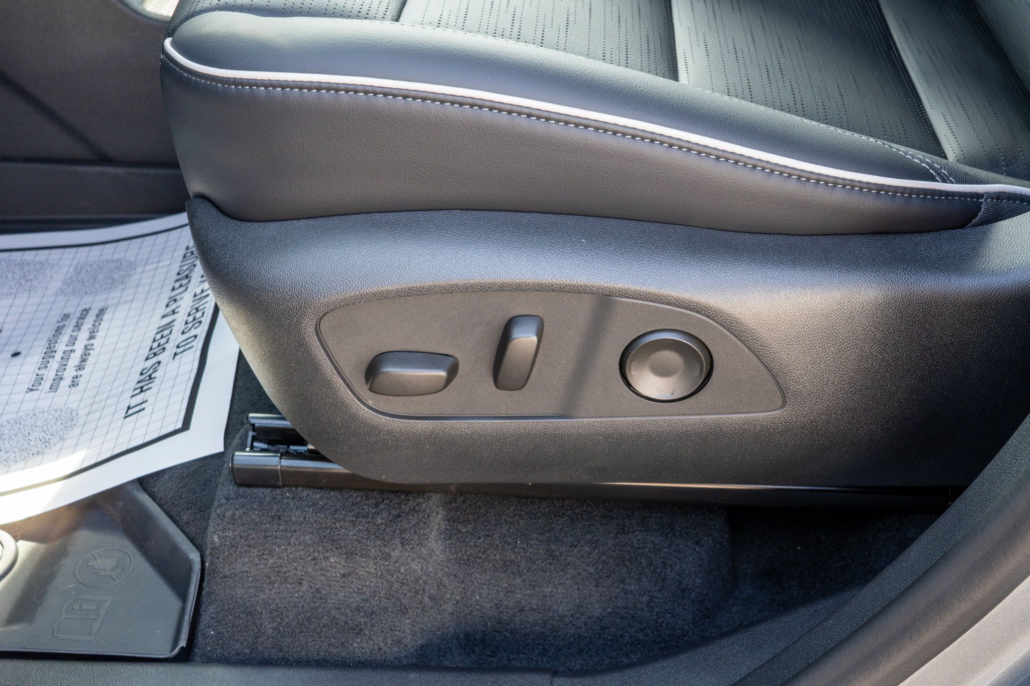 New 2026 Buick Enclave Sport Touring w/ Power Package FWD image 28