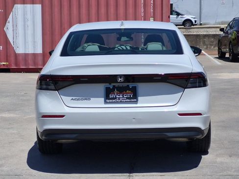 Used 2023 Honda Accord EX image 5