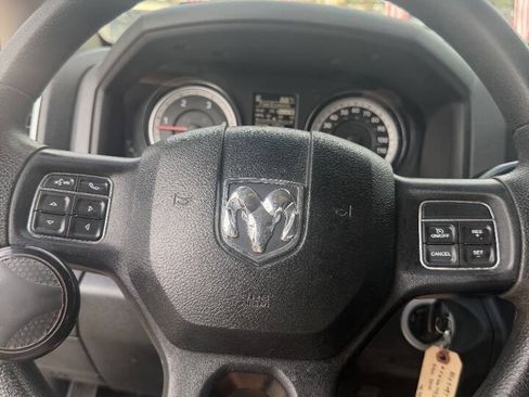 Used 2015 RAM 3500 SLT AWD/4WD image 11