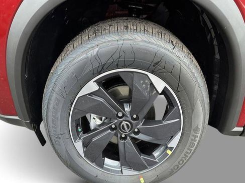 Certified 2026 Nissan Rogue SV w/ SV Premium Package image 10