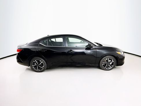Used 2024 Nissan Sentra SV image 2